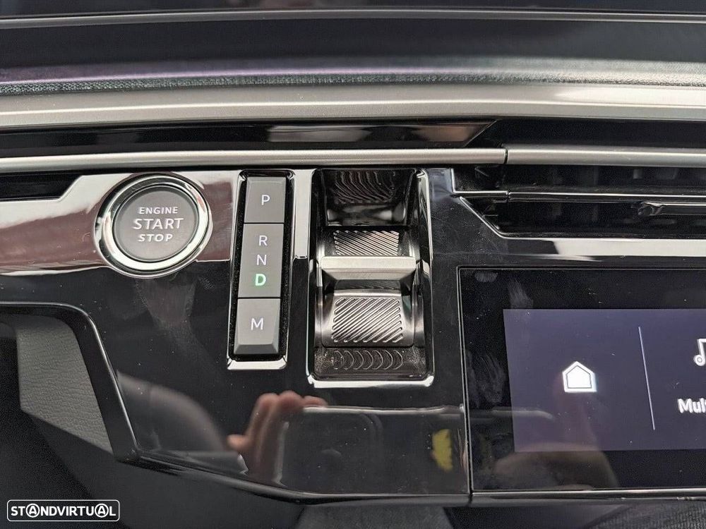 Peugeot 5008 1.2 Hybrid Allure e-DCS6 - 21