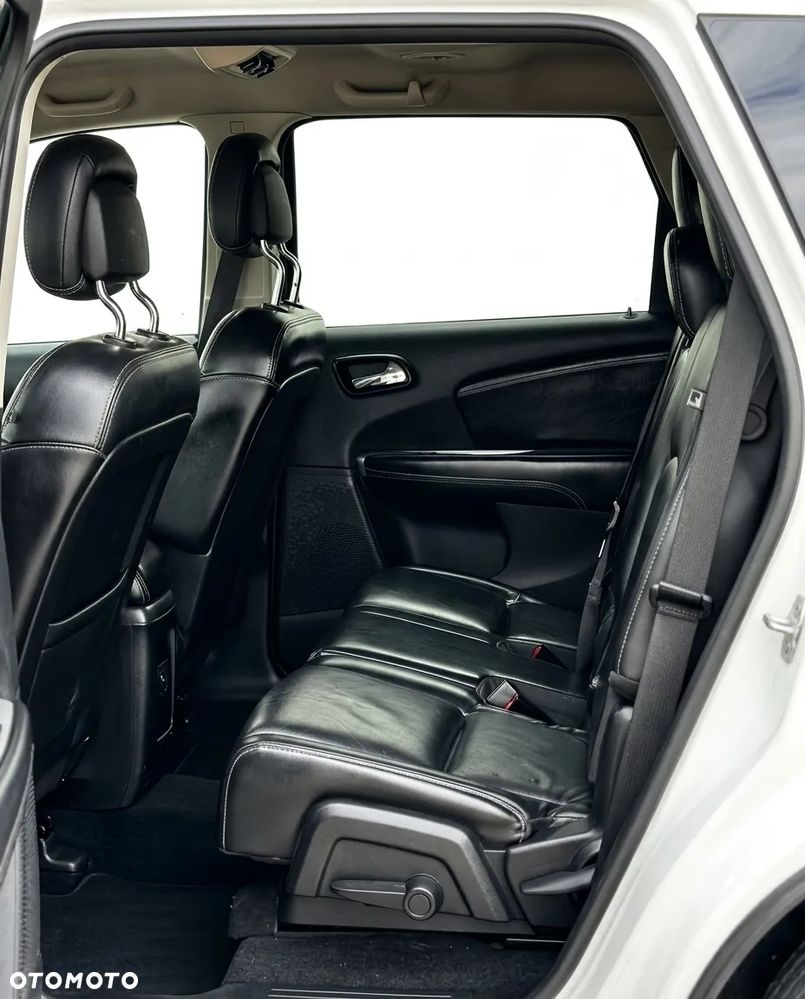 Fiat Freemont 2.0 Multijet Lounge - 12