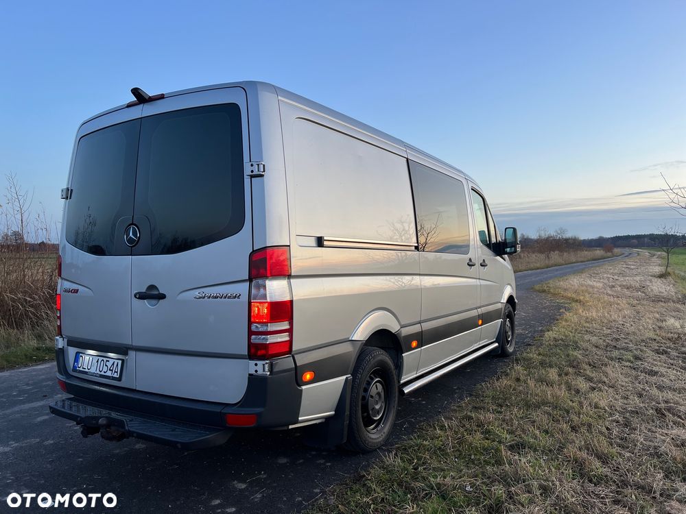 Mercedes-Benz Sprinter - 16