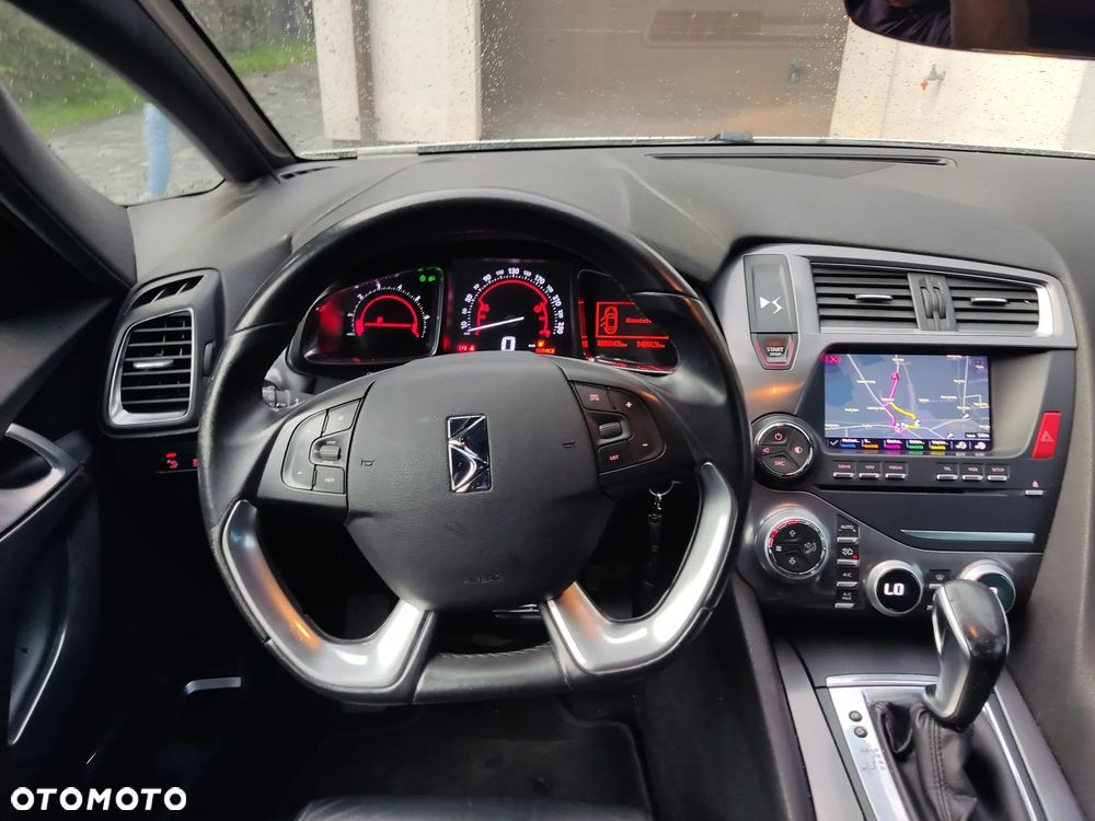 Citroën DS5 1.6 THP Chic S&S EAT6 - 20