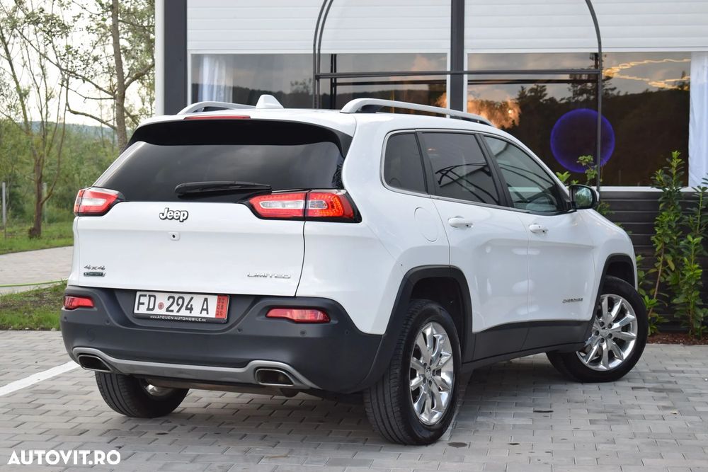 Jeep Cherokee 2.2 MJet AWD ACTIVE DRIVE I AT9 Overland - 4