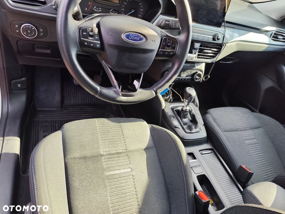 Ford Focus 1.5 EcoBoost Active Business - 14