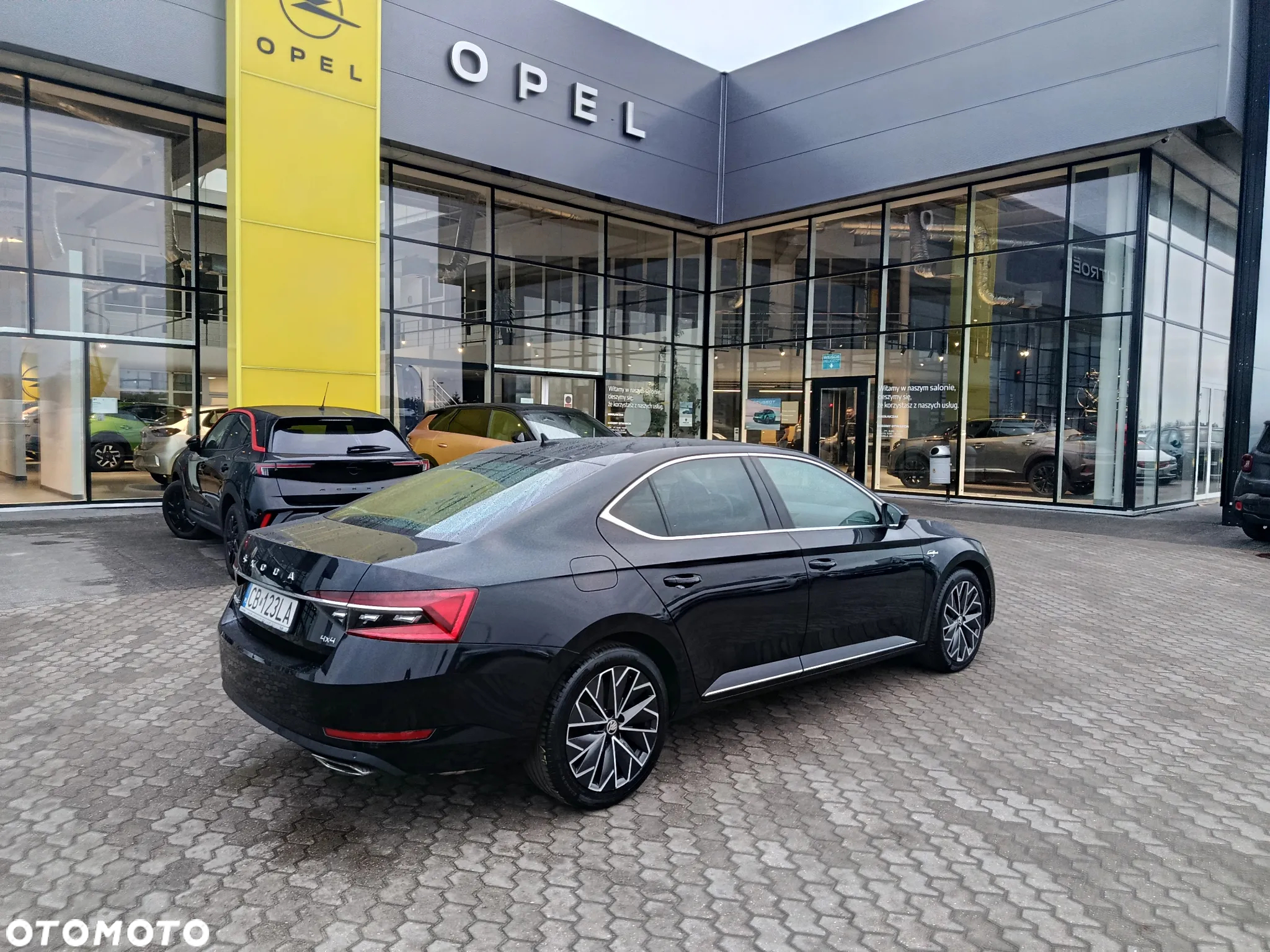 Skoda Superb 2.0 TSI 4x4 L&K DSG - 3