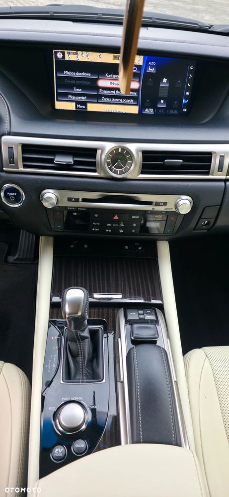 Lexus GS 300h Elegance - 14