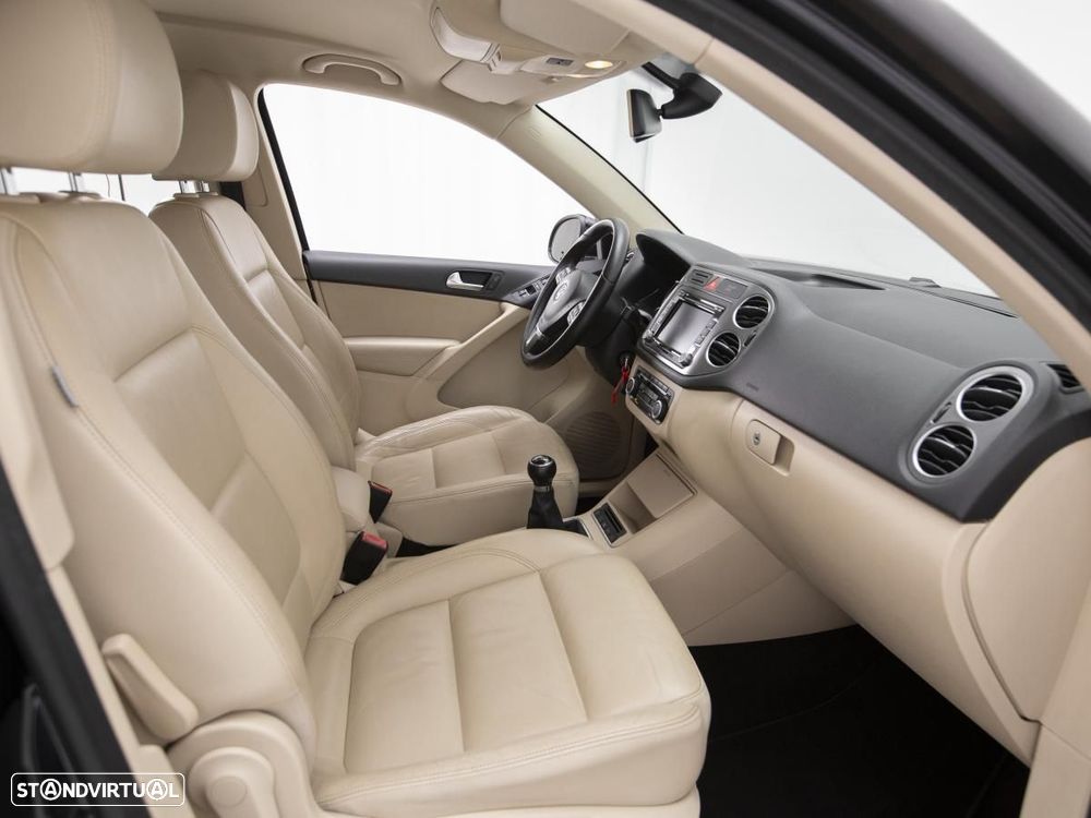 VW Tiguan - 12