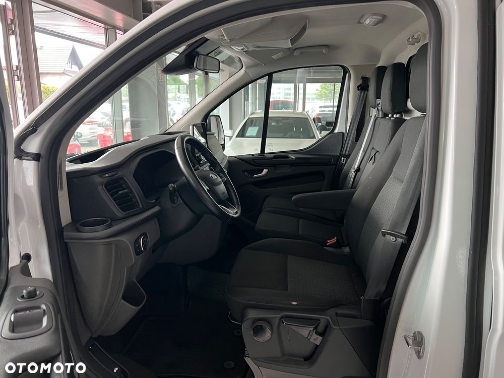 Ford Transit custom - 23