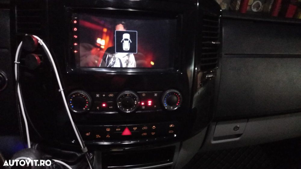 Mercedes-Benz Sprinter - 10