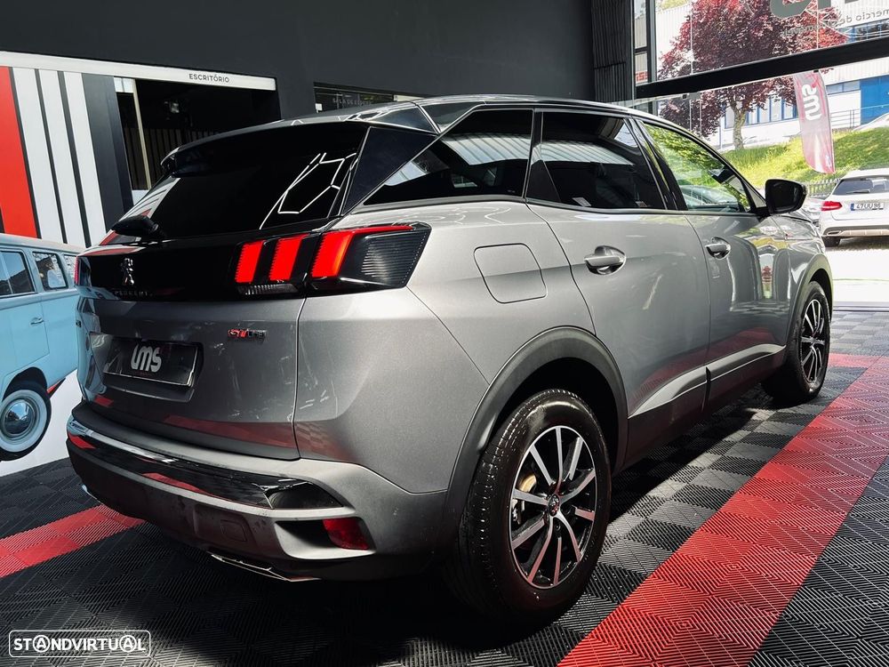Peugeot 3008 1.5 BlueHDi Allure EAT8 - 8