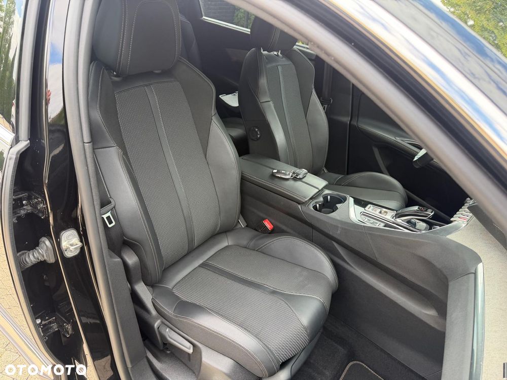 Peugeot 5008 PureTech 130 EAT8 Stop & Start GT - 6