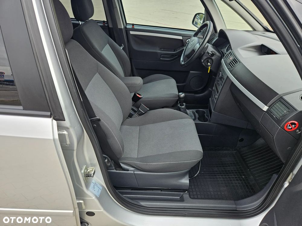 Opel Meriva 1.6 16V Innovation 110 Jahre - 14