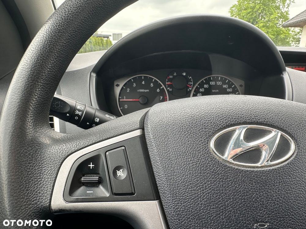 Hyundai i20 1.2 Comfort EU5 - 8