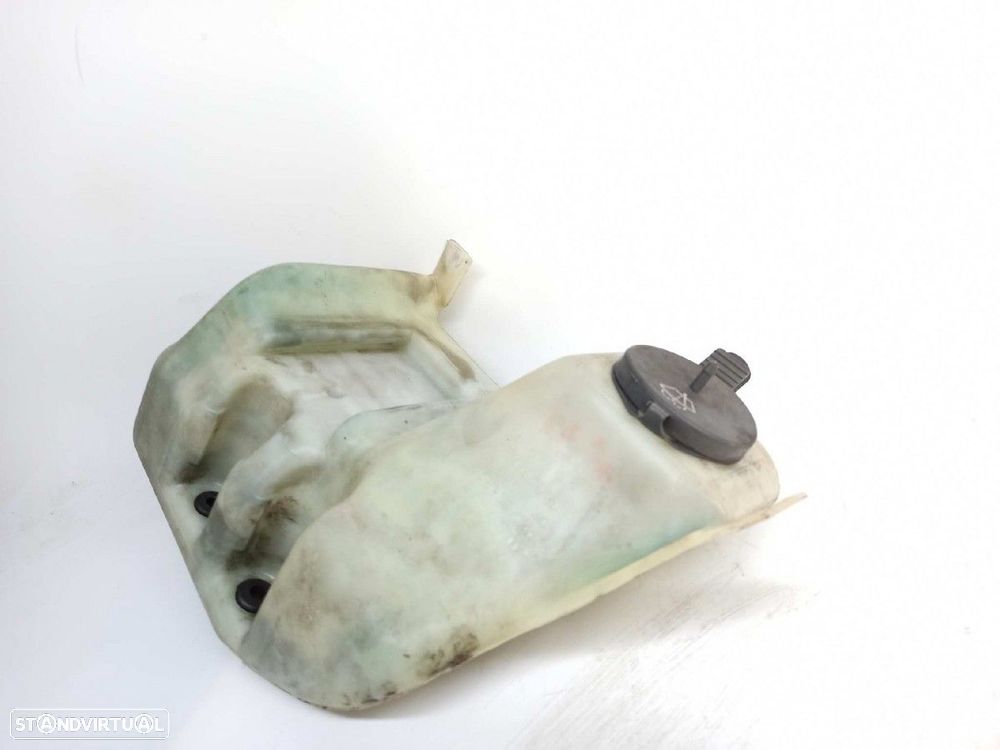 DEPOSITO LIMPA VIDROS VOLVO SERIE 480 TURBO - 2