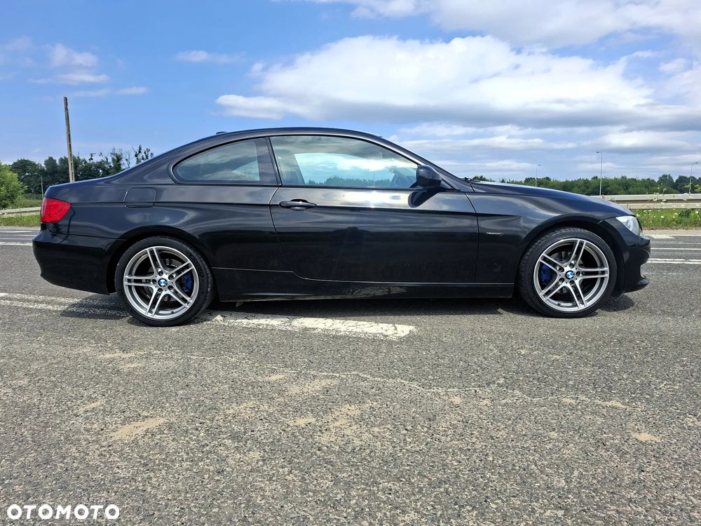 BMW Seria 3 318i M Sport Edition - 6