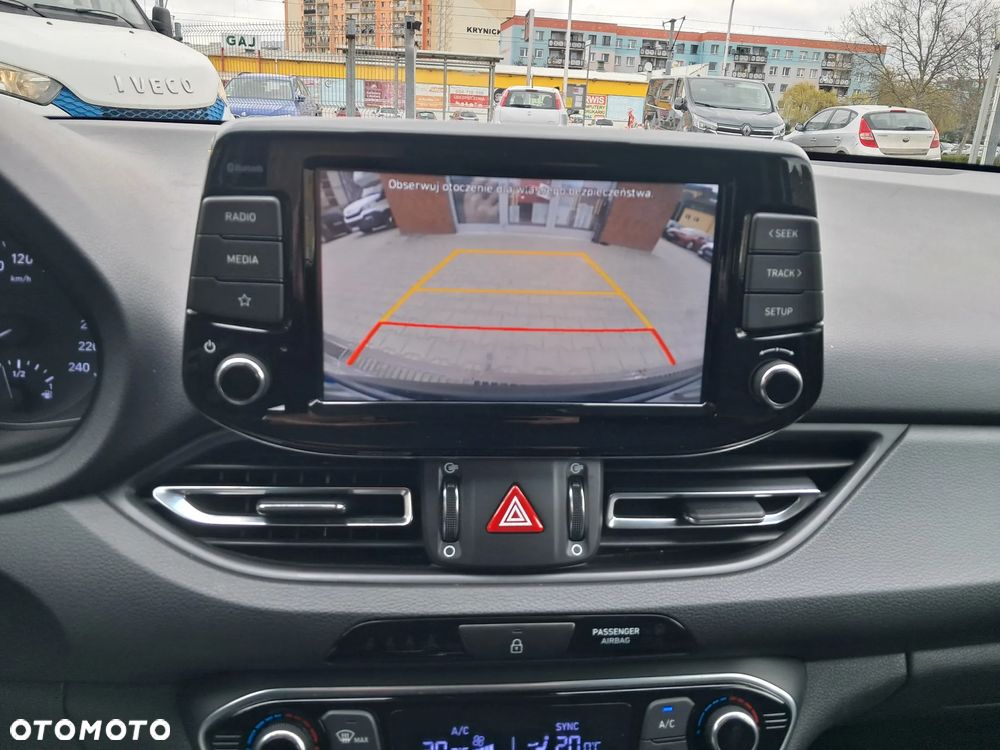 Hyundai i30 1.0 T-GDI Smart - 25