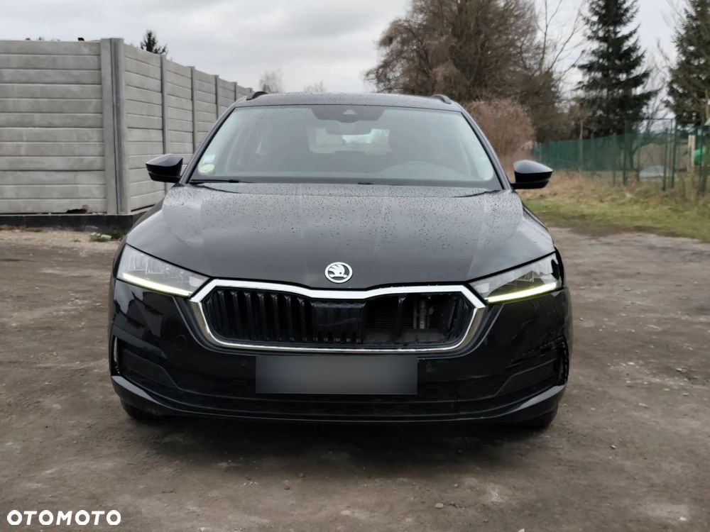 Skoda Octavia 2.0 TDI DSG Edition - 9