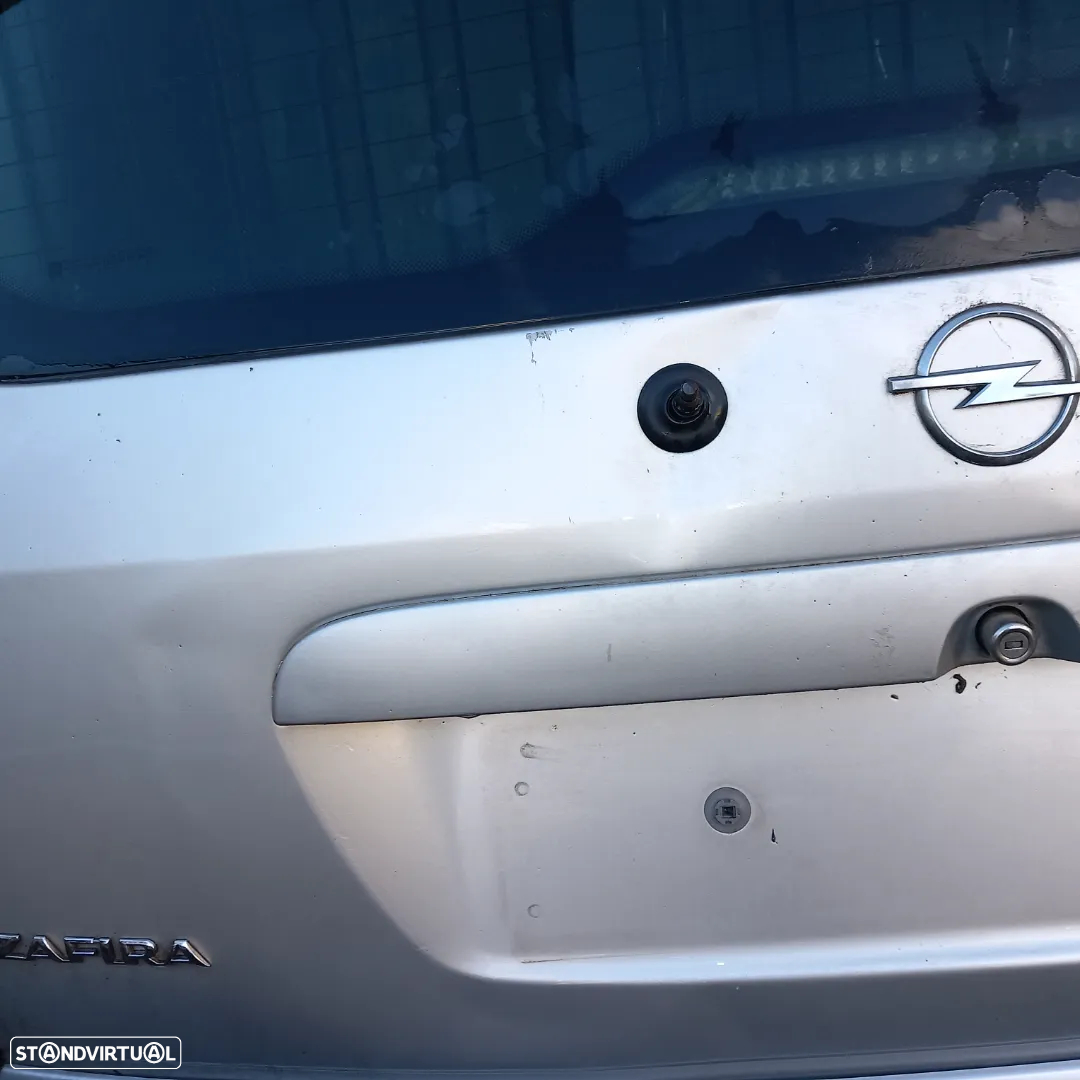 Mala e para choques tras opel zafira A - 2