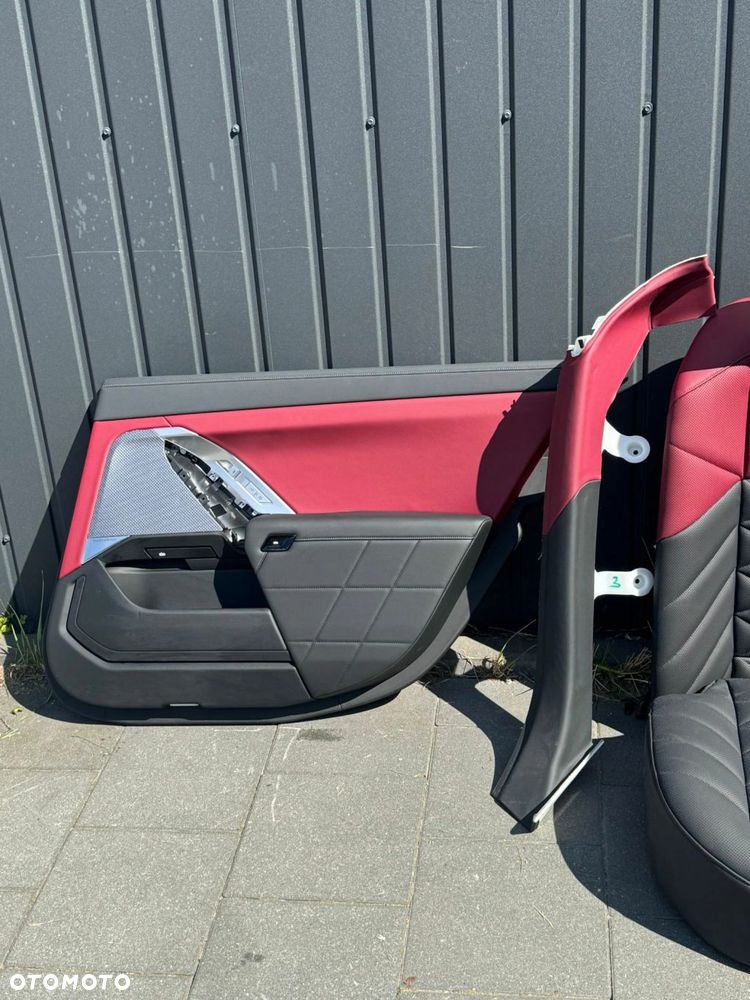 FOTELE TAPICERKA BMW 7 G70 SKÓRA VEGANZA CZARNO BORDOWA WIELOFUNKCYJNE - 10