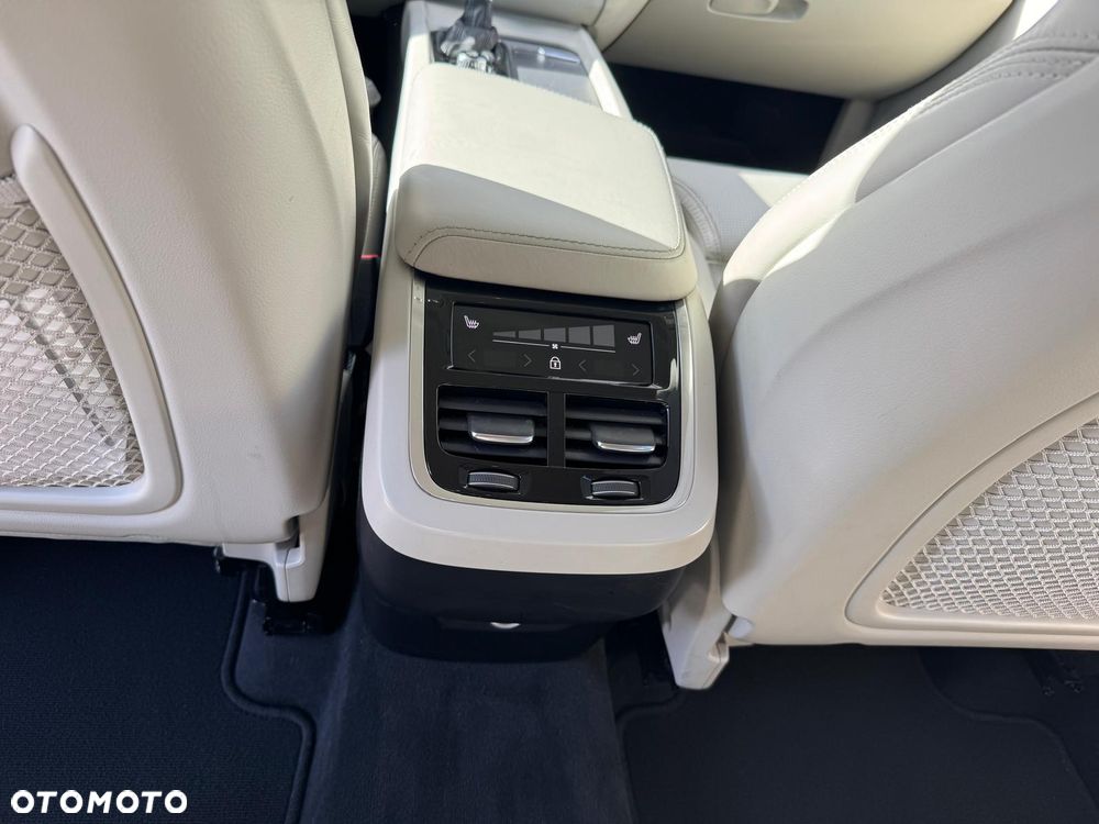 Volvo XC 60 D4 AWD Inscription - 12