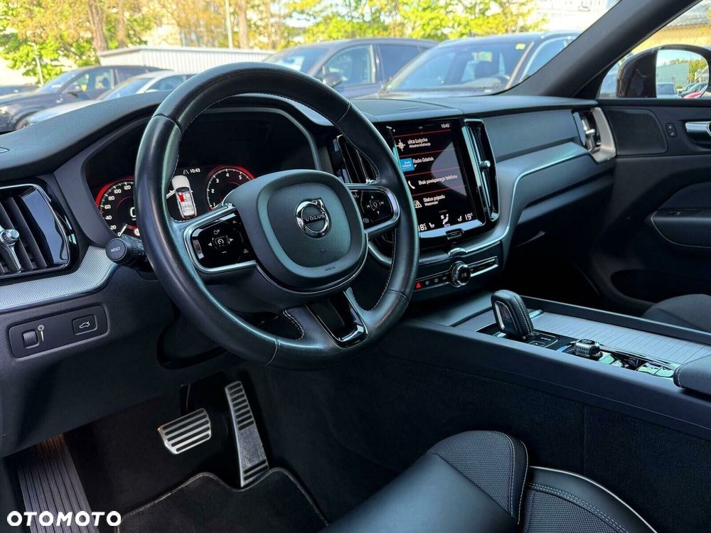 Volvo XC 60 B4 B R-Design - 10