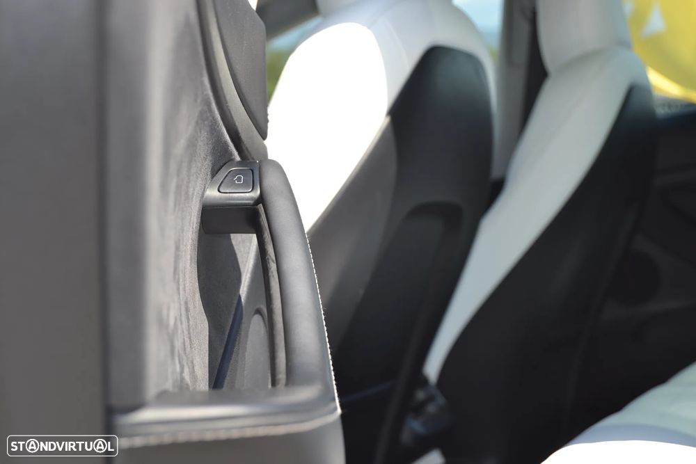 Tesla Model 3 Standard Range Plus RWD - 28