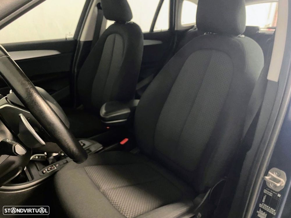 BMW X1 sDrive18d - 18