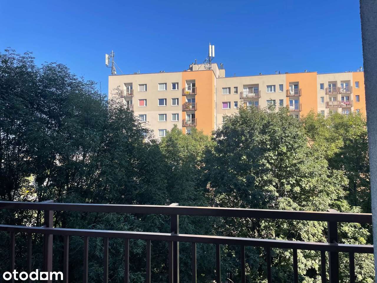 2 POKOJE | 50 m² | BALKON | OS. PADEREWSKIEGO | WIDOK NA ZIELEŃ