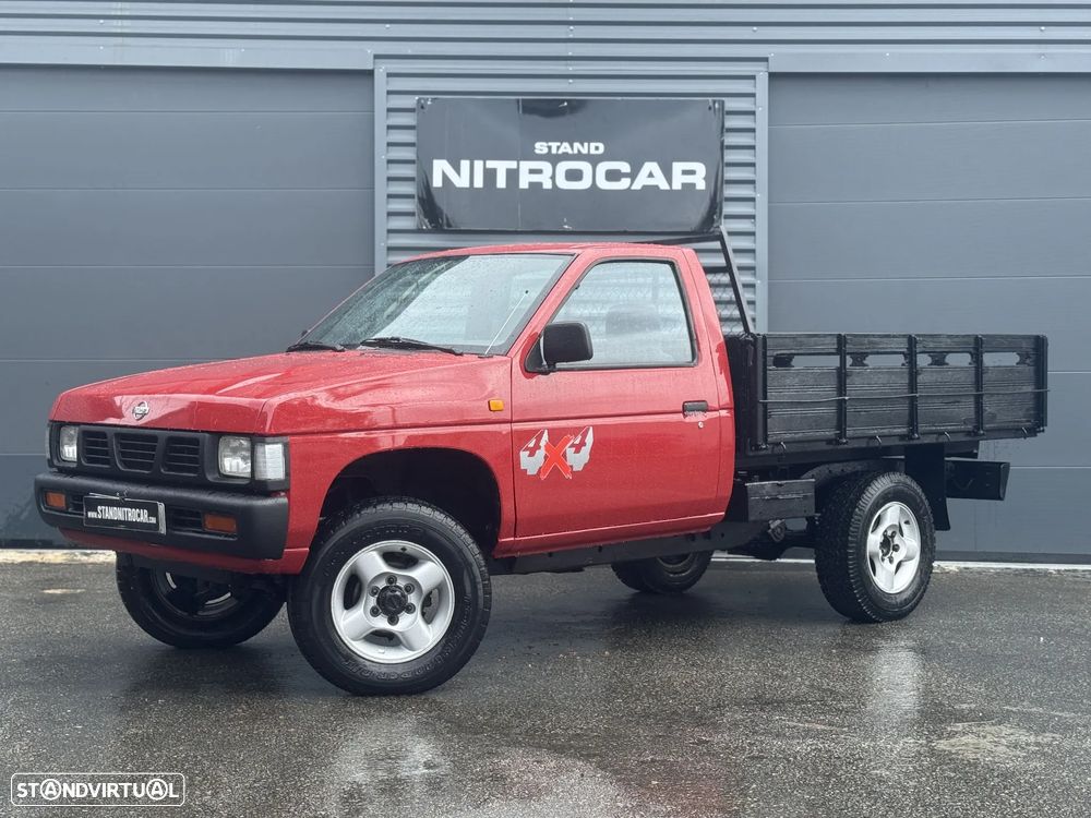 Nissan PICK-UP D21 TD 25 4X4 3 LUGARES - 2
