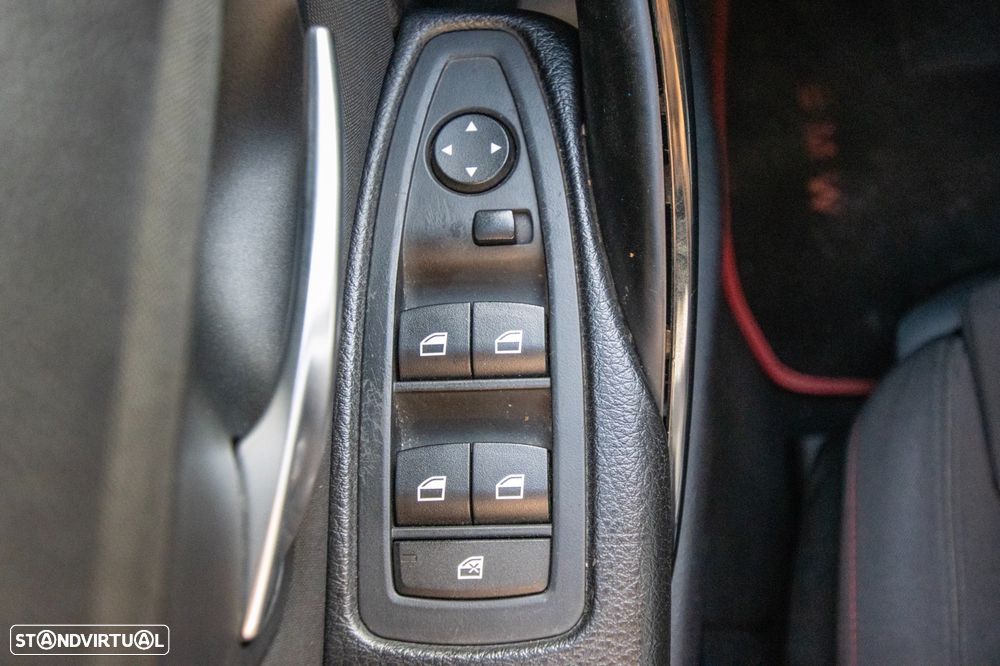 BMW 320 d Pack M - 24