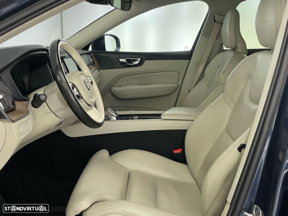 Volvo XC 60 2.0 T8 PHEV Inscription AWD - 11