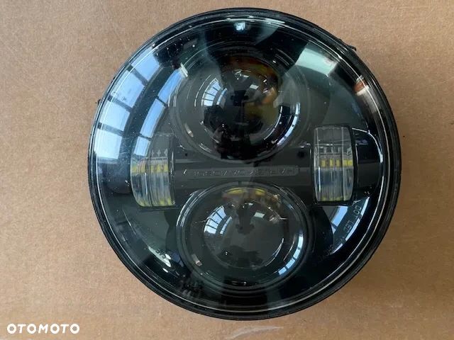 LAMPA REFLEKTOR DAYMAKER 7 LED HARLEY TOURING