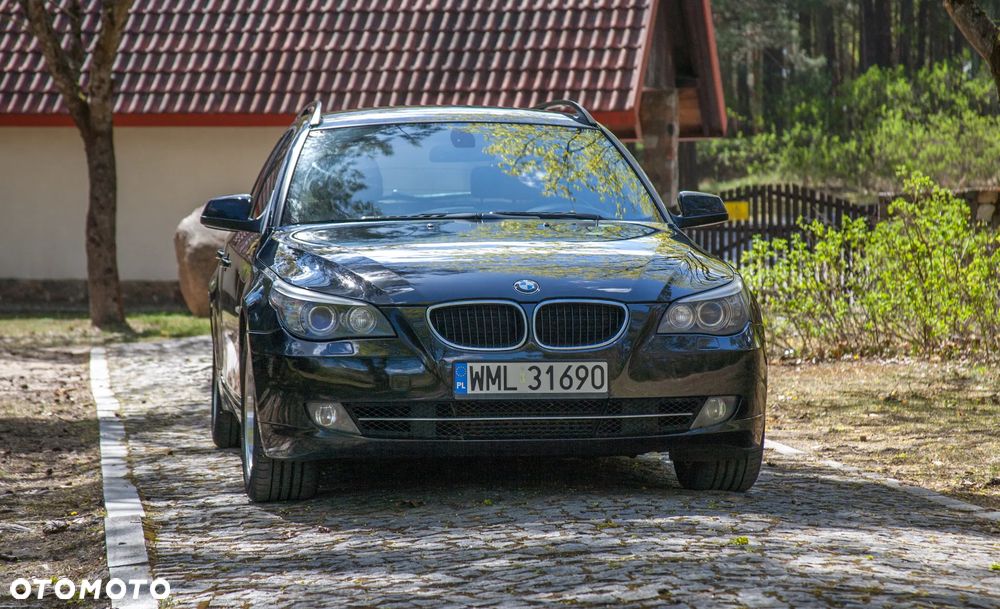 BMW Seria 5 525d - 4