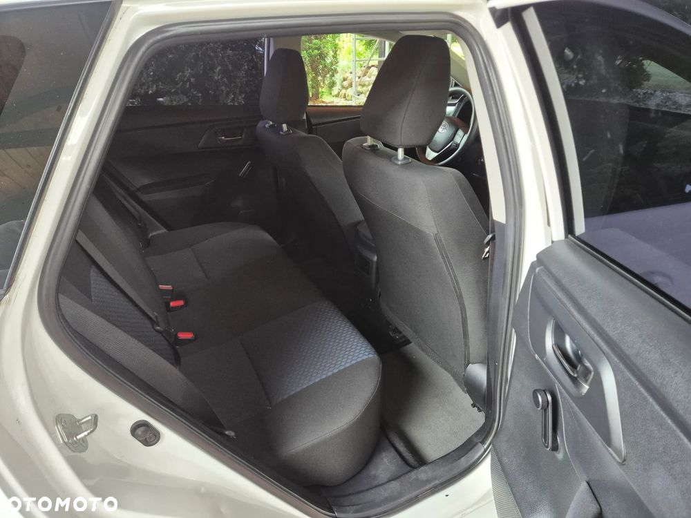 Toyota Auris 1.33 VVT-i Life - 13