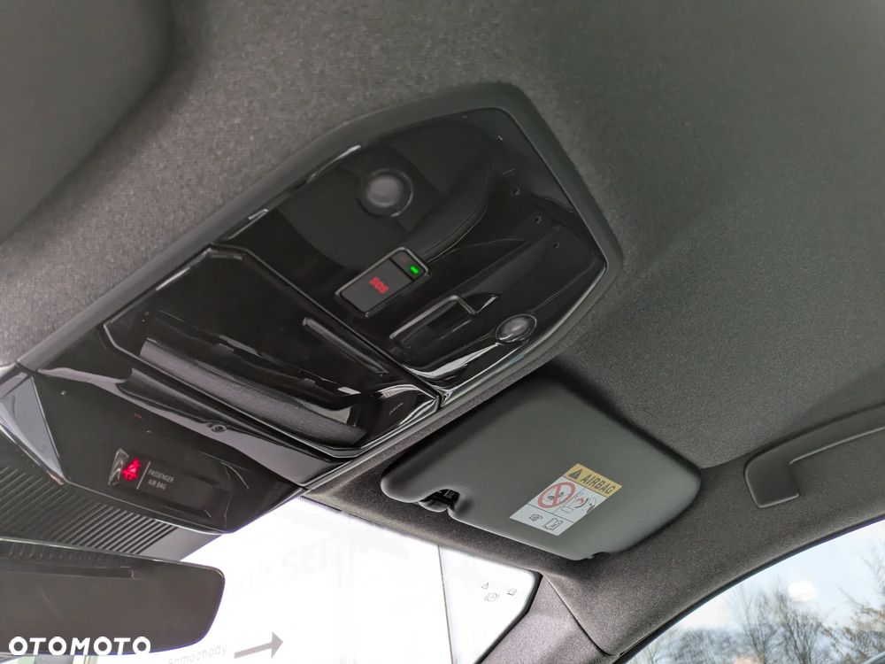 Renault Austral 1.3 TCe mHEV Iconic - 20