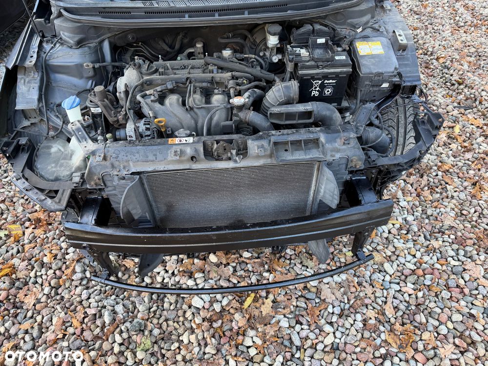 Kia Ceed - 13