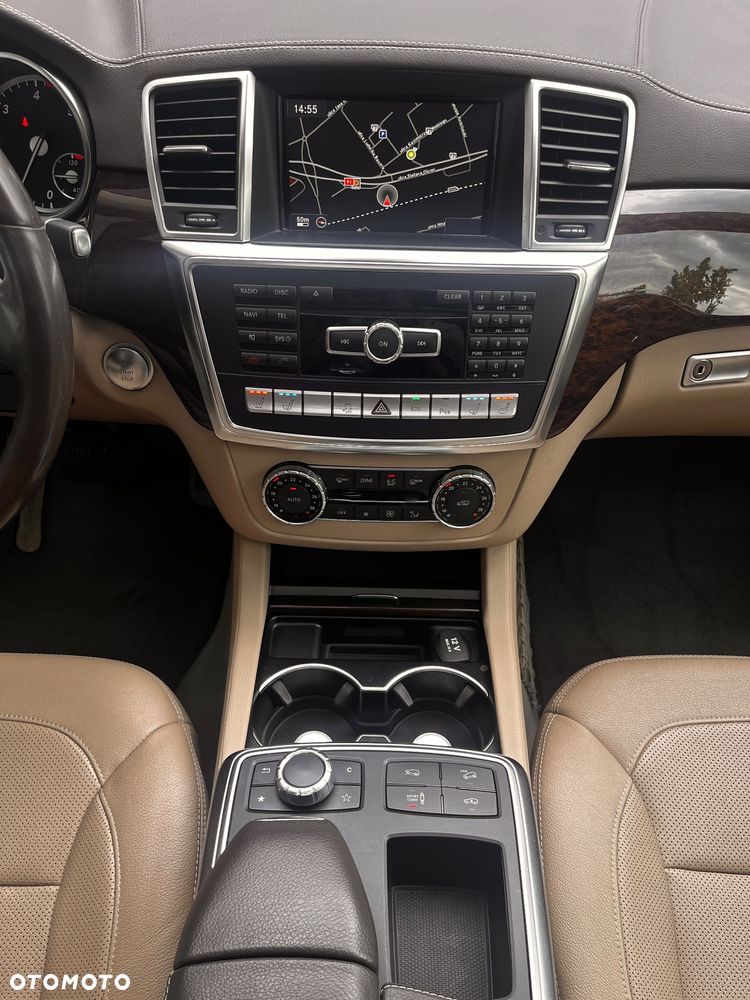 Mercedes-Benz GL - 30