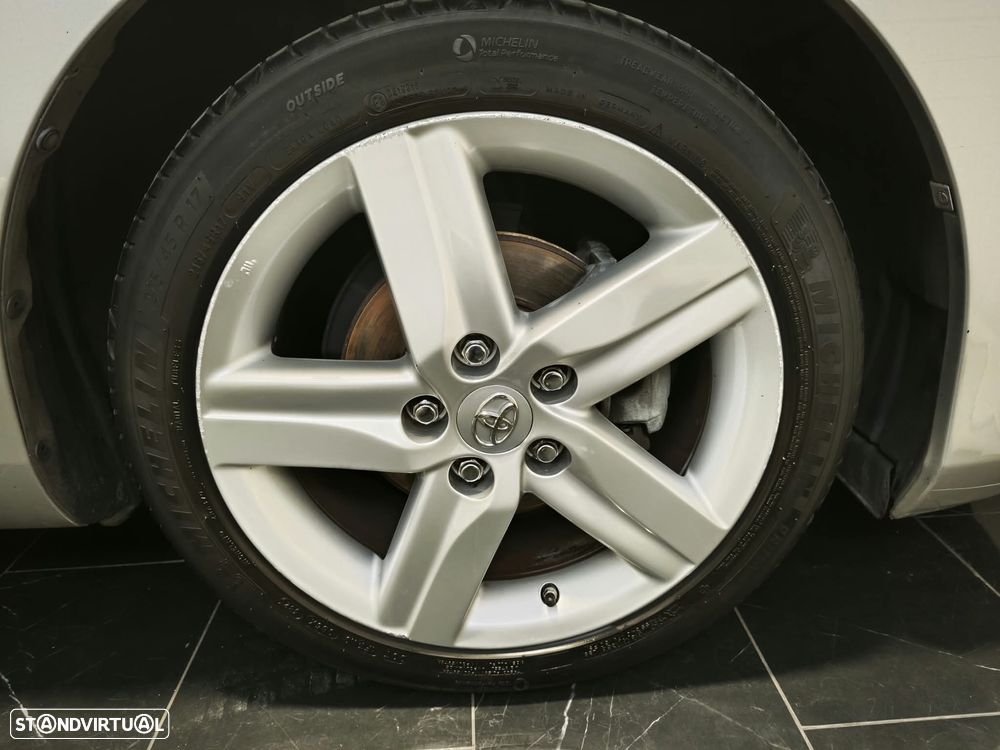 Toyota Auris Touring Sports 1.4 D-4D Active - 23
