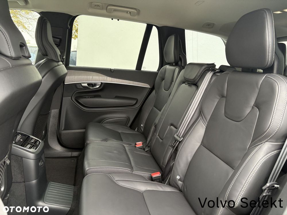 Volvo XC 90 - 23