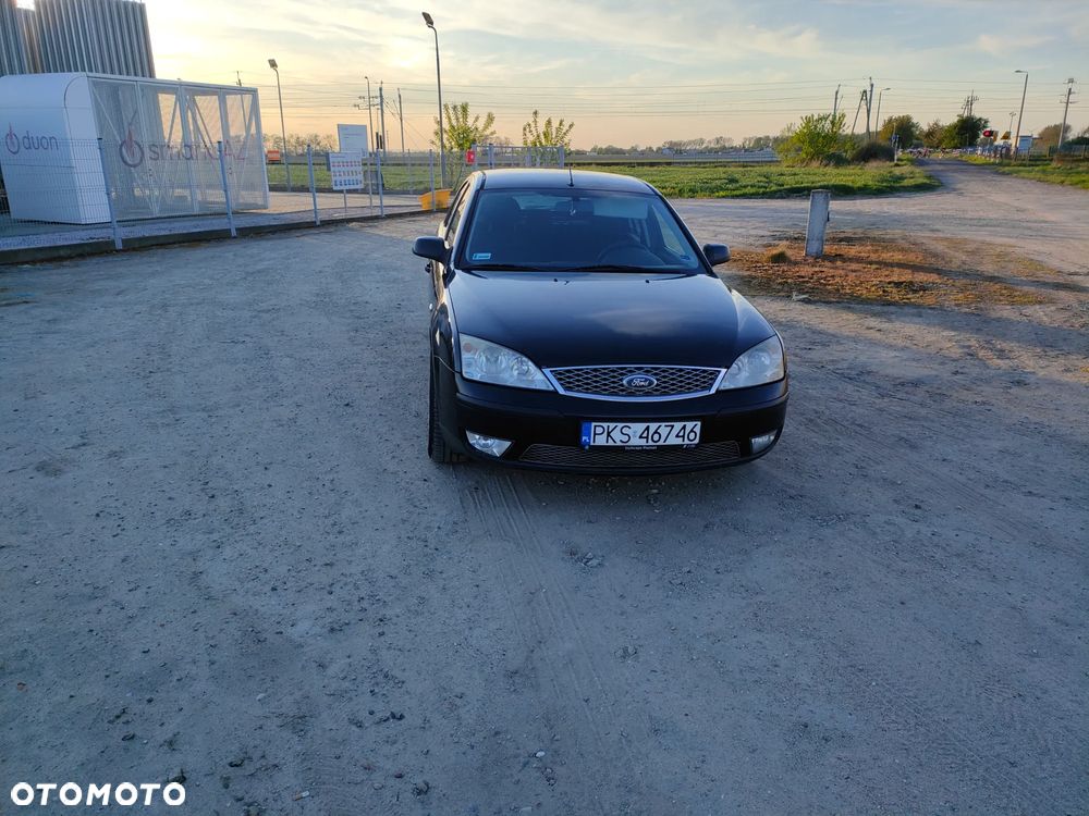 Ford Mondeo 1.8 Ambiente - 5