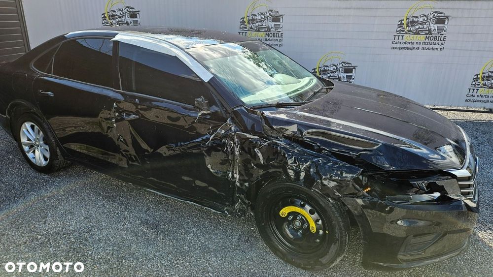 Volkswagen Passat - 12