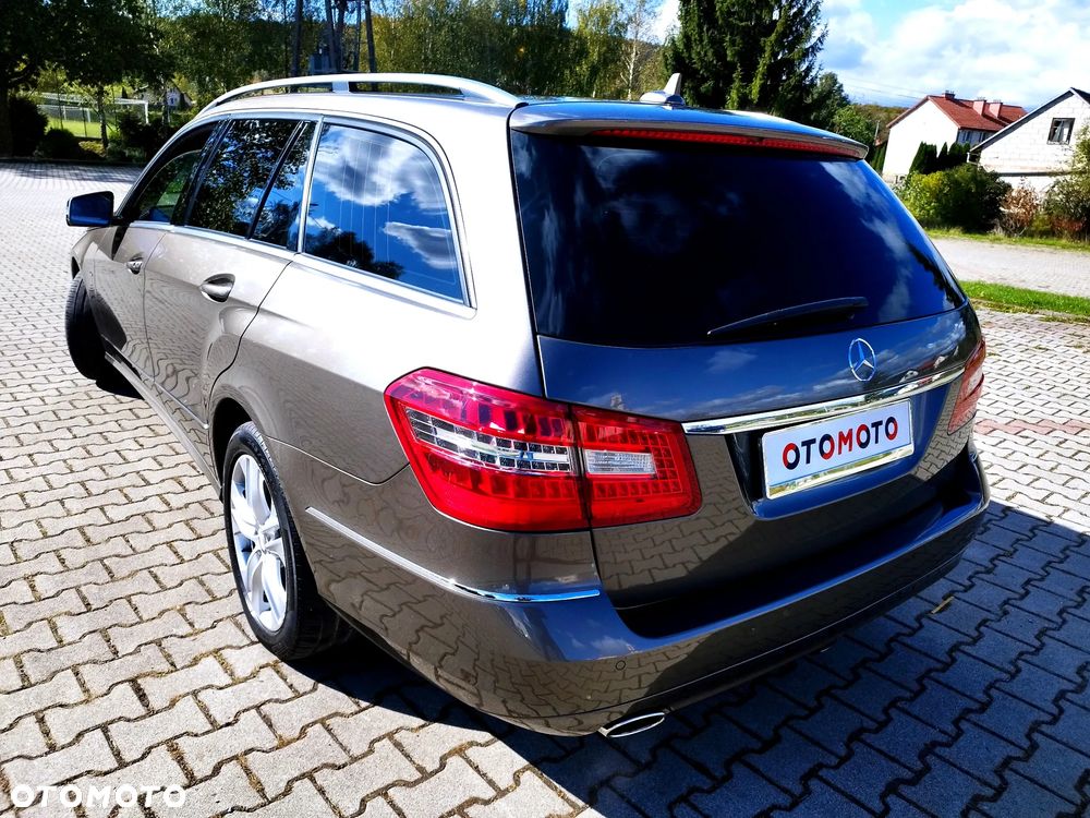 Mercedes-Benz Klasa E 200 CGI BlueEffICIENCY Avantgarde - 8