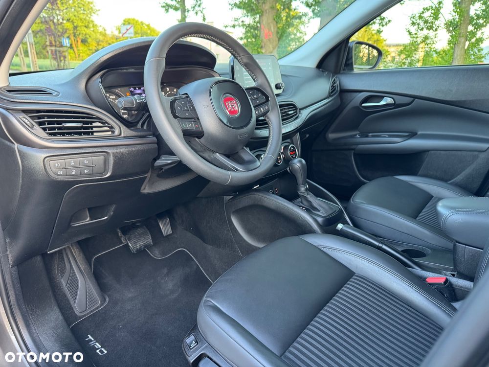 Fiat Tipo 1.6 MultiJet DCT Lounge - 17