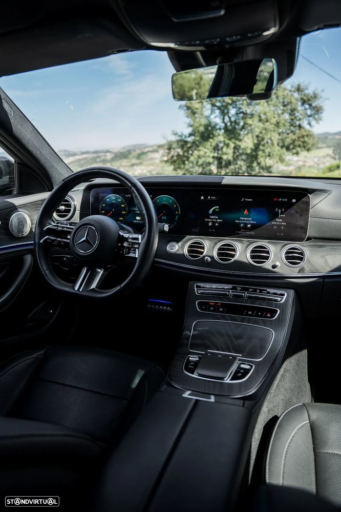 Mercedes-Benz E 300 de 4Matic 9G-TRONIC AMG Line - 19