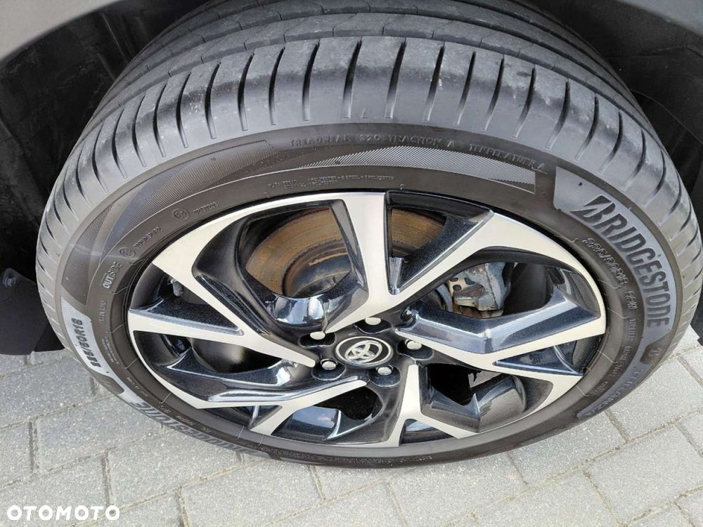 Toyota C-HR - 9