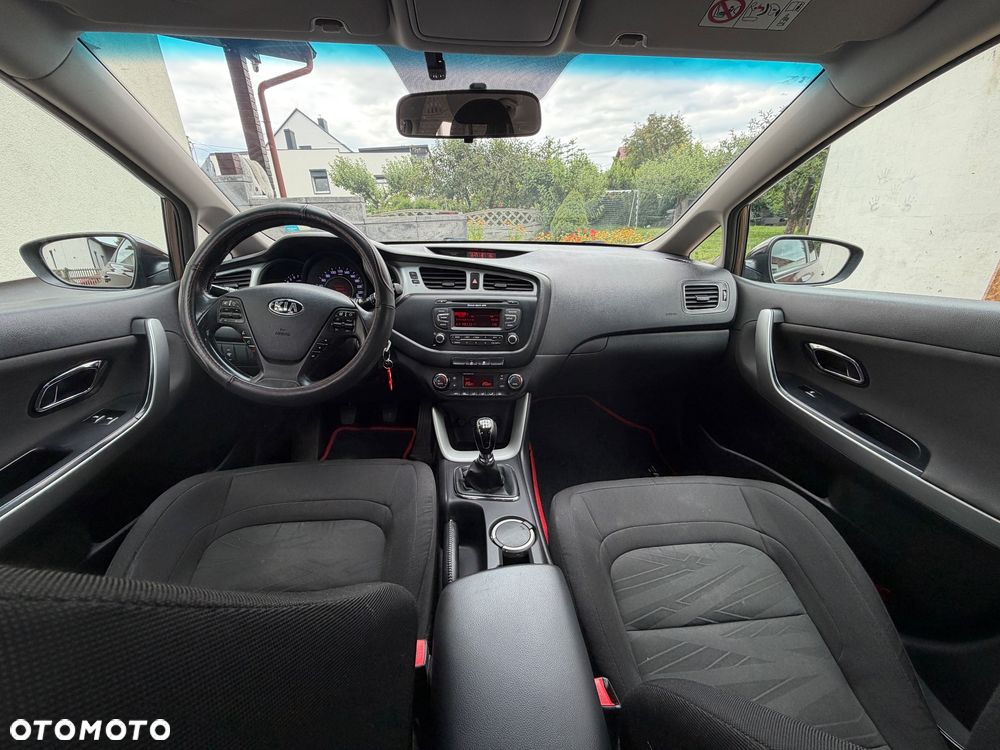 Kia Ceed 1.6 GDI XL - 11