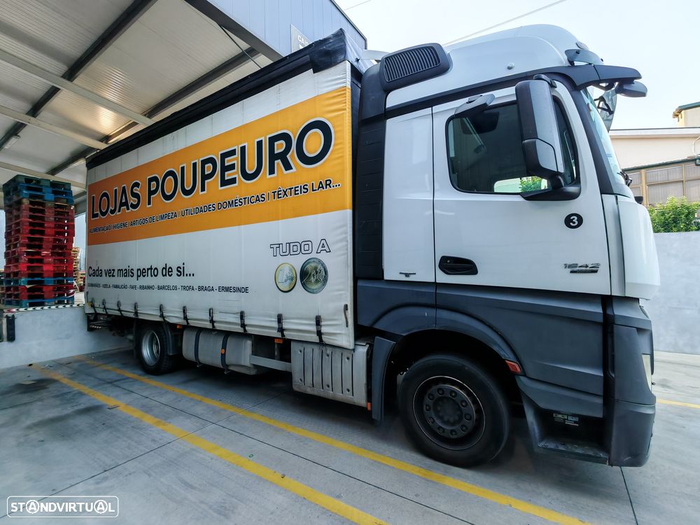 Mercedes Benz Actros - 2