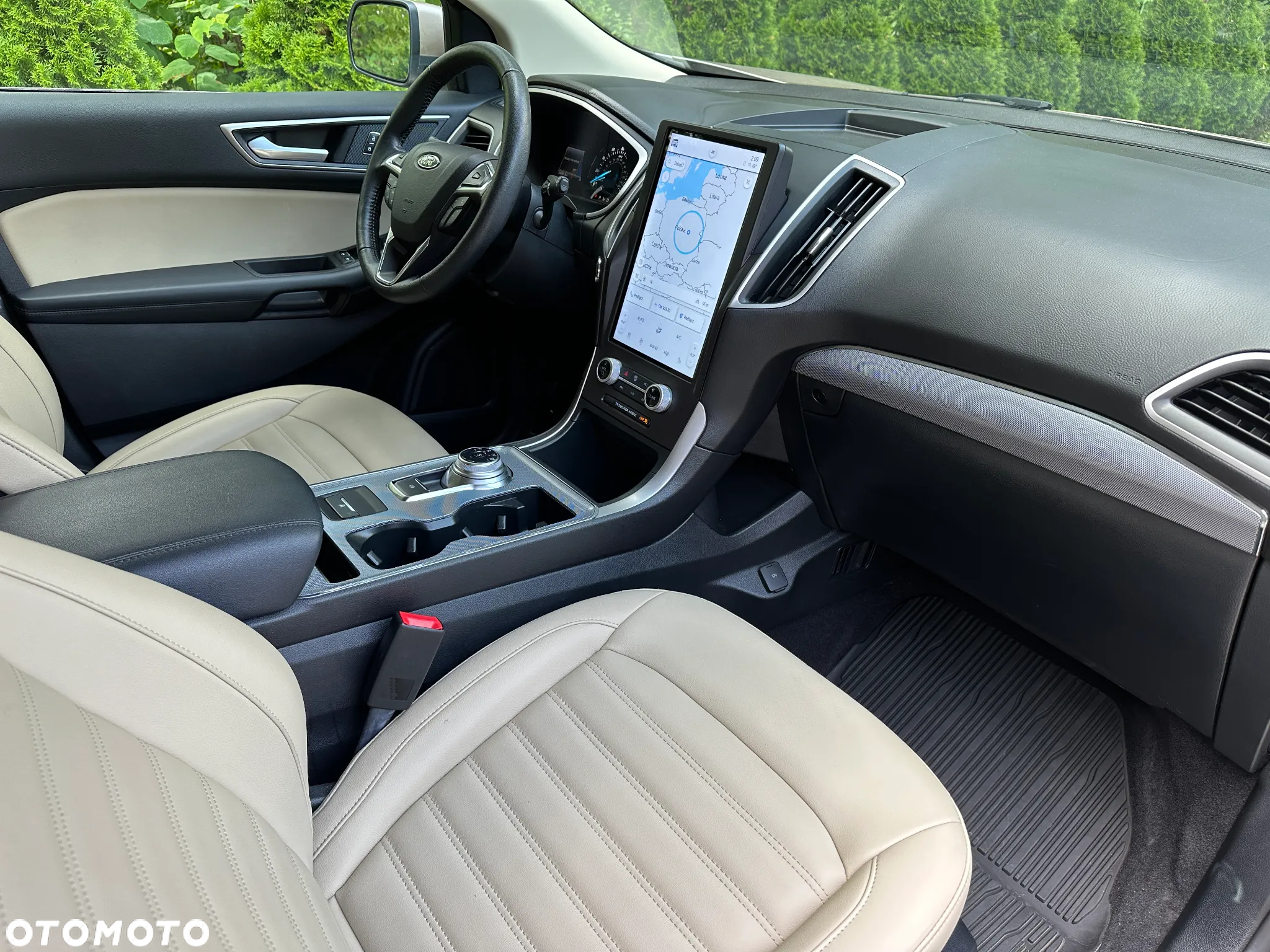 Ford Edge - 13