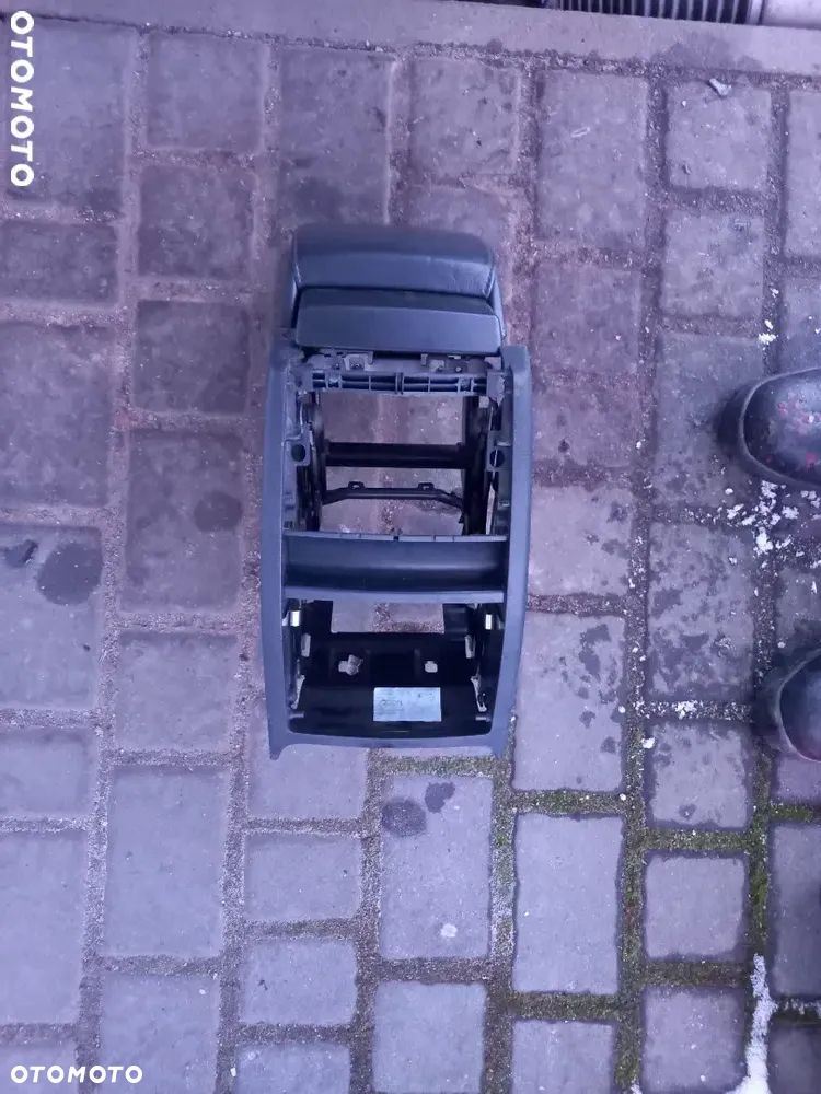 Podłokietnik Skoda Octavia II S355MC - 4