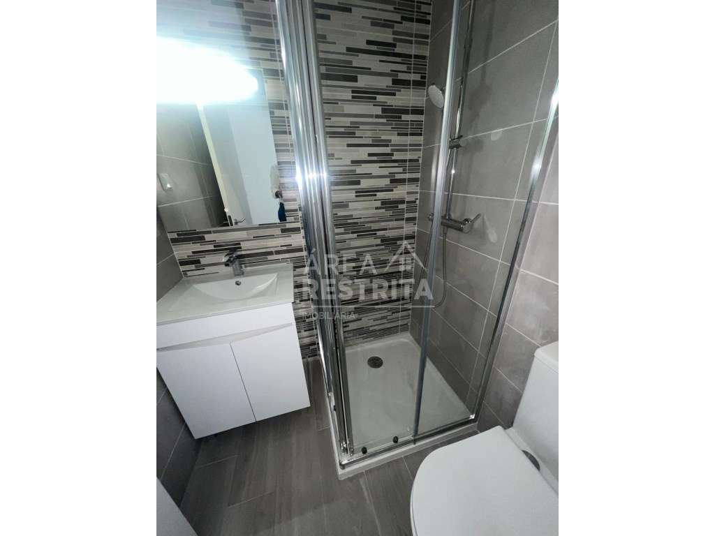 APARTAMENTO T2, próximo do mercado de Corroios - Grande imagem: 4/4