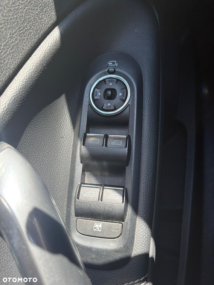 Ford Mondeo 2.0 Titanium - 11