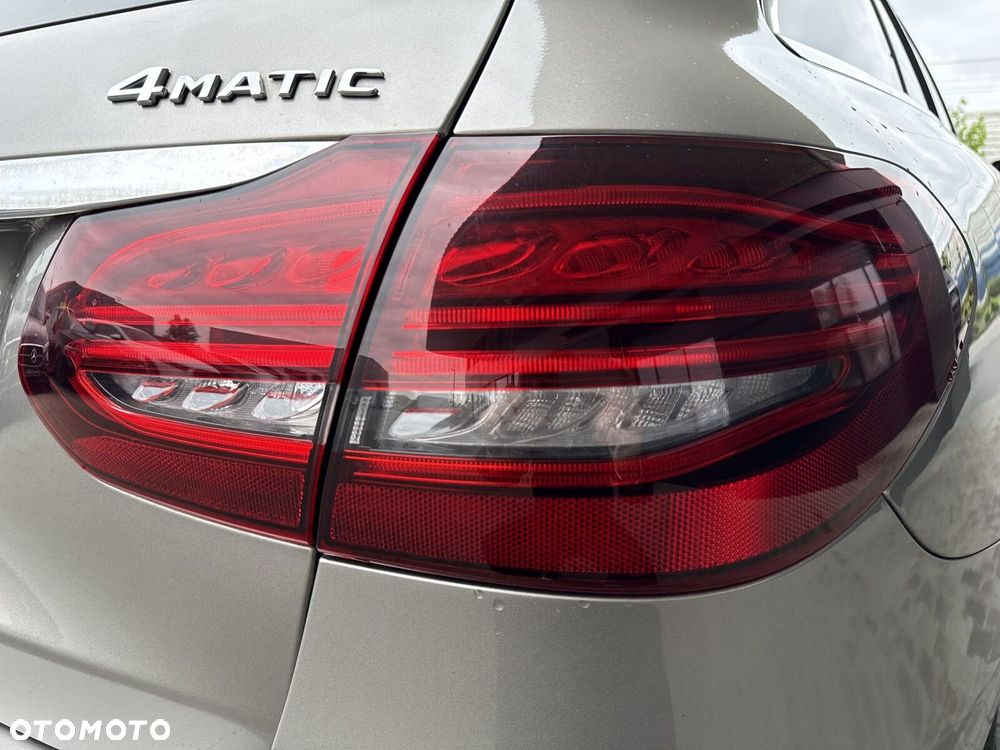 Mercedes-Benz Klasa C - 22
